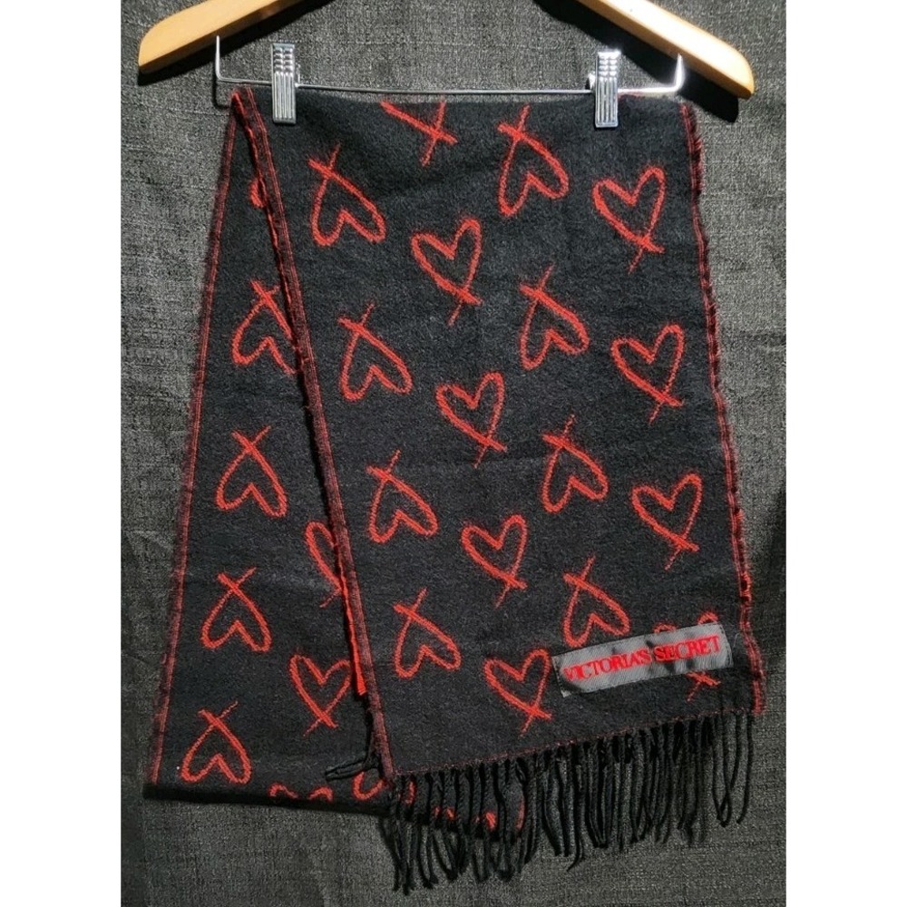 Victoria's Secret Woven Scarf Black Red Hearts Fringe Winter Valentines LOVE New